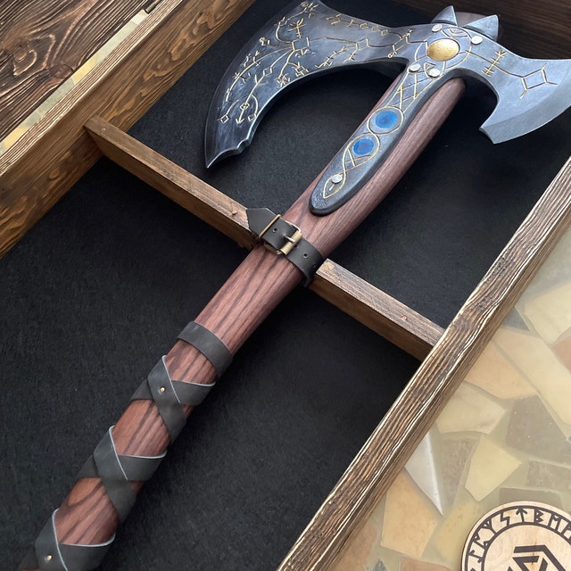 Leviathan God of War Axe 'Spartan' photo review