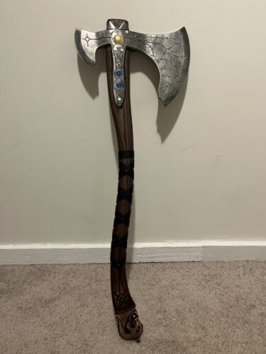 Leviathan God of War Axe 'Kratos' photo review