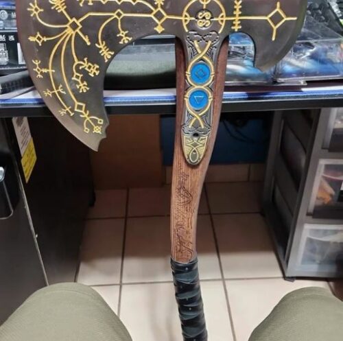 Leviathan God of War Axe 'Ragnarok' photo review