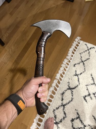 Hand-Forged Tomahawk 'BEAR HUNTER' photo review