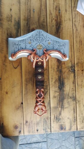 God of War Hammer 'Mjolnir' photo review